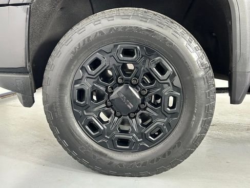 Used 2021 GMC Sierra 2500 Denali w/ Denali Ultimate Package image 35