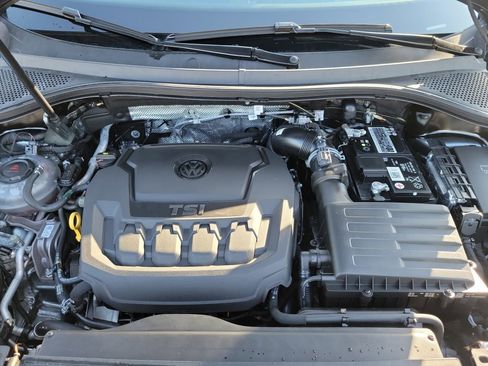 Certified 2023 Volkswagen Tiguan SE R-Line FWD image 20