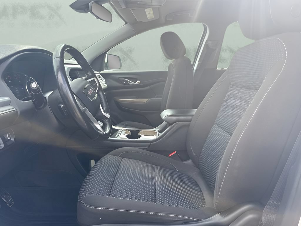 Used 2020 GMC Acadia SLE w/ LPO, Floor Liner Package FWD image 9