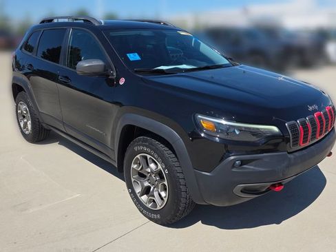 Used 2020 Jeep Cherokee Trailhawk w/ Cold Weather Group AWD/4WD image 6