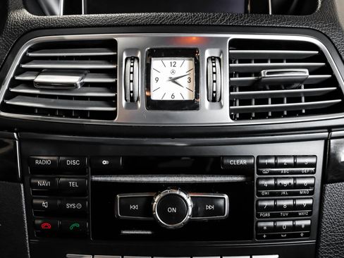 Used 2014 Mercedes-Benz E 550 Cabriolet image 31