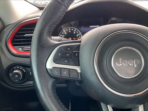 Used 2016 Jeep Renegade Trailhawk AWD/4WD image 24