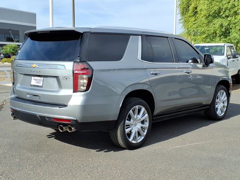 Used 2024 Chevrolet Tahoe High Country w/ Advanced Technology Package AWD/4WD image 5