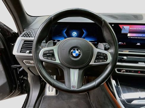 Used 2023 BMW X7 xDrive40i w/ Executive Package AWD/4WD image 12