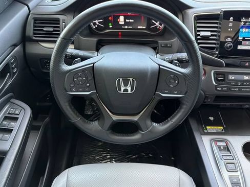 Certified 2024 Honda Passport EX-L image 18