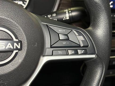 Used 2024 Nissan Altima 2.5 SV AWD/4WD image 25
