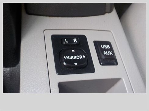 Used 2012 Toyota RAV4 4WD w/ Value Pkg image 26