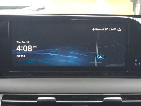 Used 2023 Hyundai Palisade Limited image 18