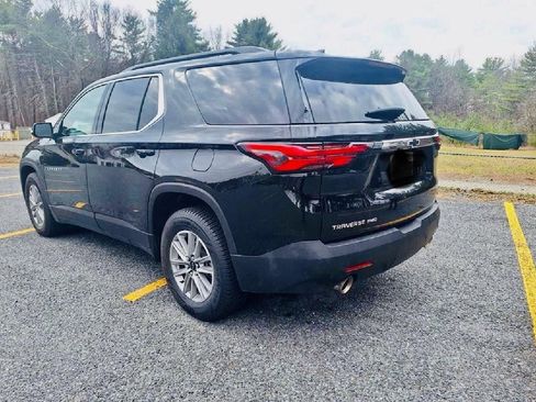 Used 2023 Chevrolet Traverse LT image 6