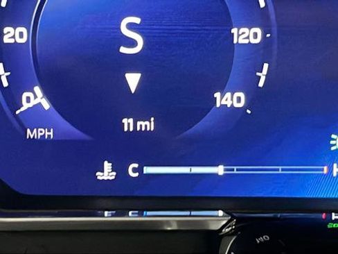 New 2026 Chevrolet Silverado 2500 ZR2 image 32