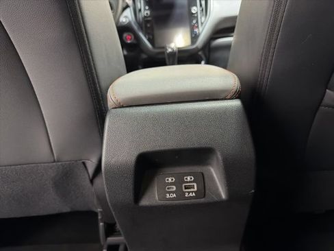 Used 2024 Subaru Crosstrek 2.5i Limited AWD/4WD image 31