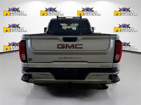 Used 2022 GMC Sierra 2500 SLE w/ SLE Value Package; image 5