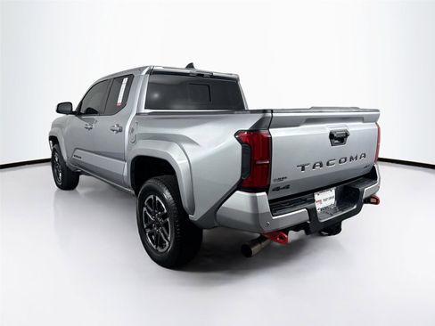 Certified 2025 Toyota Tacoma TRD Sport image 2