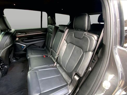 Used 2022 Jeep Grand Cherokee L Overland AWD/4WD image 19