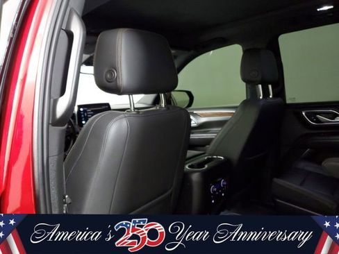 Used 2022 Chevrolet Tahoe High Country AWD/4WD image 11
