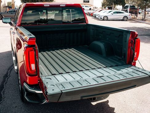 Used 2019 GMC Sierra 1500 SLT w/ SLT Premium Plus Package AWD/4WD image 43