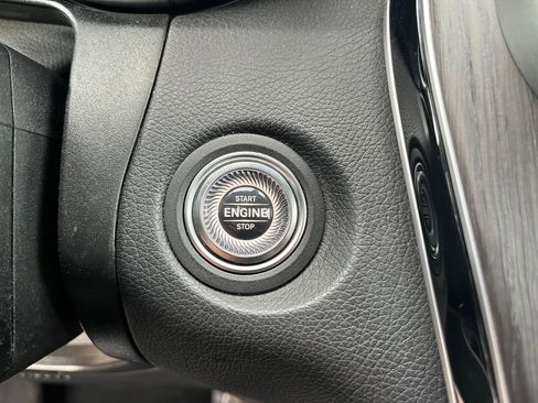 Used 2020 Mercedes-Benz GLC 300 image 27