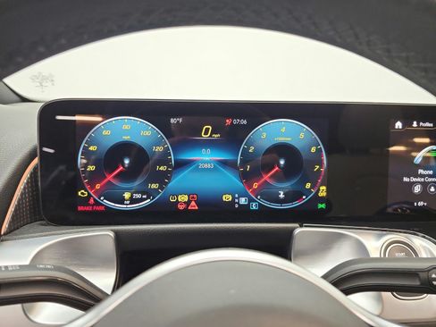 Used 2022 Mercedes-Benz GLB 250 image 12