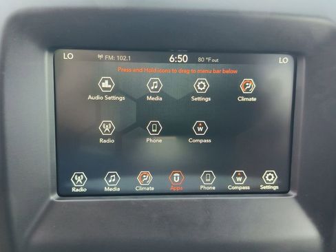 Used 2019 Jeep Compass Latitude image 16