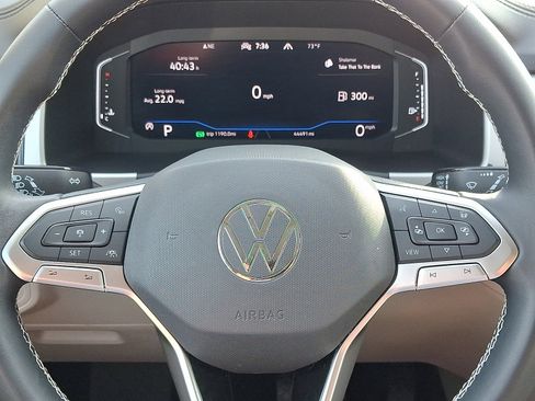 Used 2021 Volkswagen Atlas SEL Premium image 21