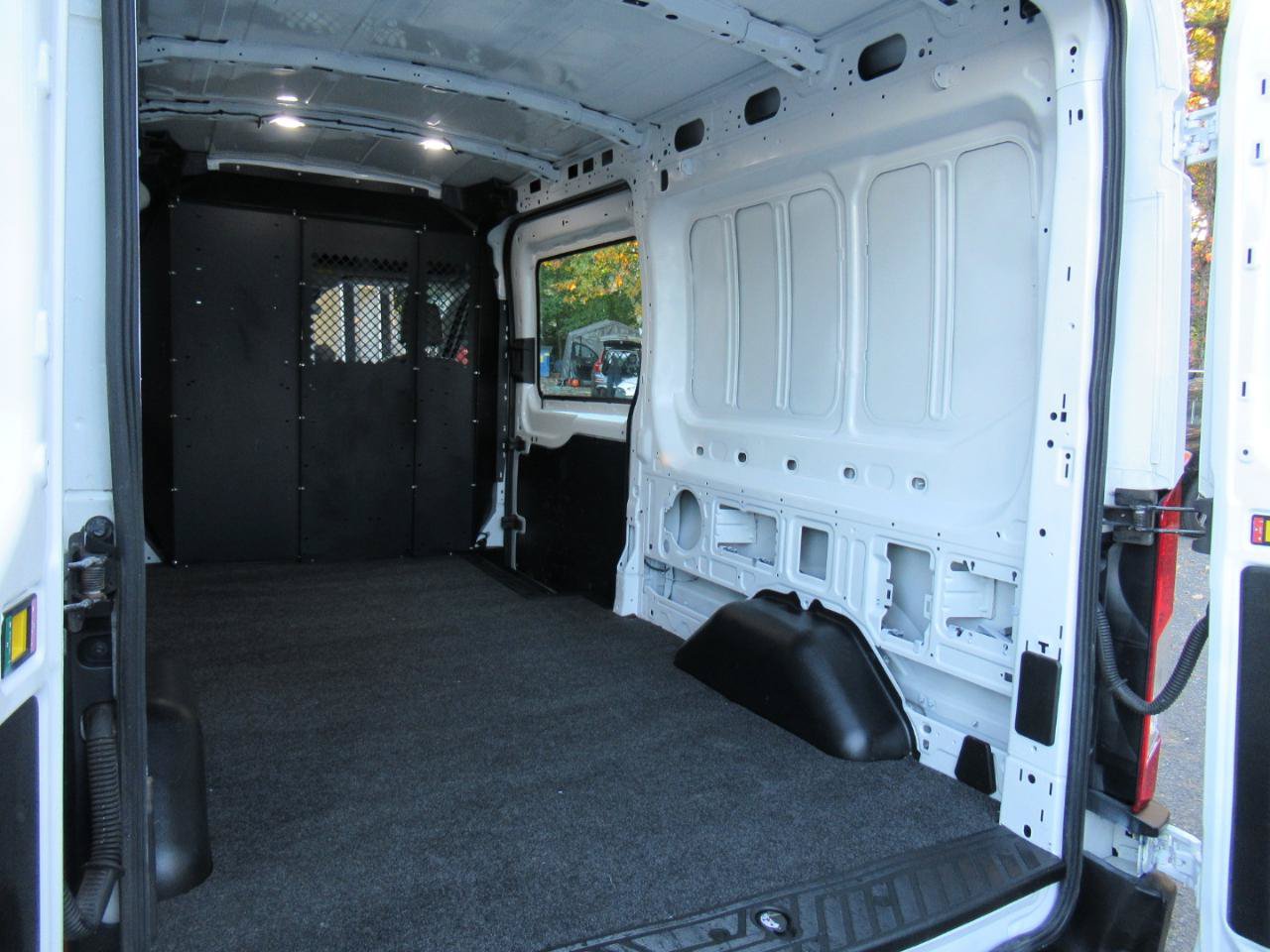 Used 2019 Ford Transit 250 148 Medium Roof RWD image 14