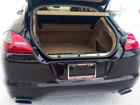 Used 2012 Porsche Panamera 4 w/ Premium Pkg Plus AWD/4WD image 7