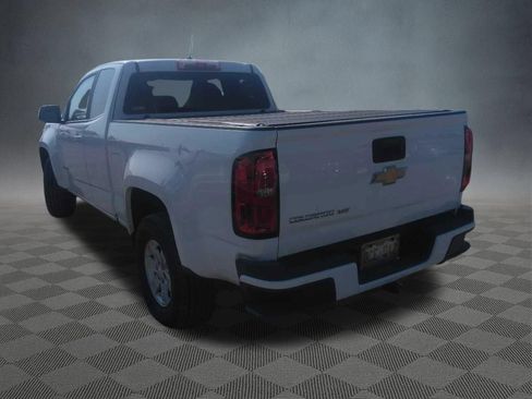 Used 2020 Chevrolet Colorado W/T w/ WT Convenience Package AWD/4WD image 3