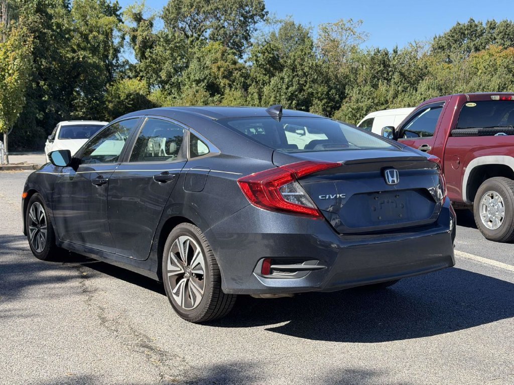 Used 2017 Honda Civic EX-L image 3