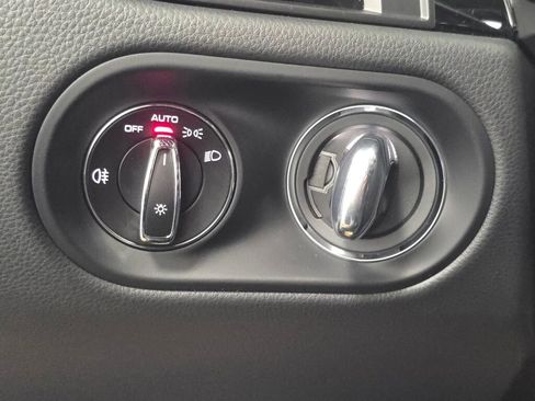 New 2026 Porsche Macan Turbo image 26