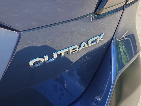 Used 2020 Subaru Outback Limited AWD/4WD image 5