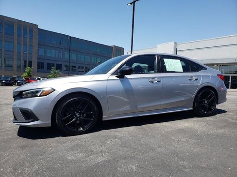 Used 2022 Honda Civic Sport image 4