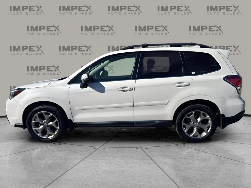 Used 2017 Subaru Forester 2.5i Touring AWD/4WD image 2