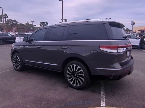 Used 2023 Lincoln Navigator Black Label image 7