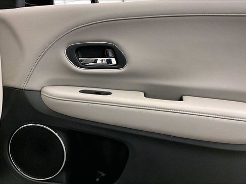 Used 2021 Honda HR-V EX-L image 23