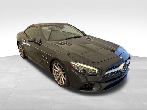 Used 2017 Mercedes-Benz SL 450 image 4