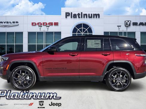 New 2025 Jeep Grand Cherokee Limited image 3