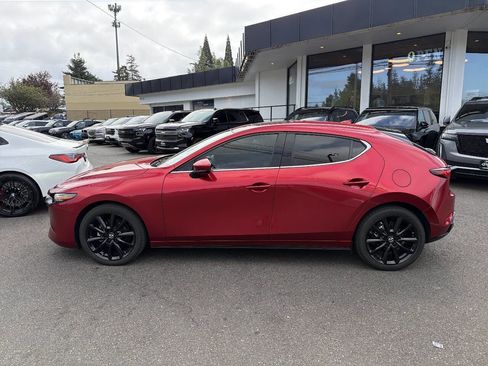 Used 2024 MAZDA MAZDA3 s FWD image 2