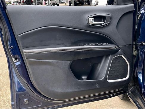 Used 2019 Jeep Compass Latitude w/ Popular Equipment Group image 21