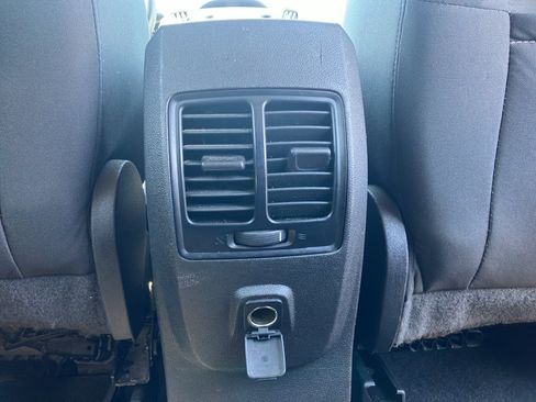 Used 2018 Ford Escape SE FWD image 30