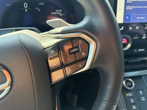 Used 2024 Lexus GX 550 AWD/4WD image 21