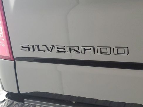 New 2026 Chevrolet Silverado 1500 Custom Trail Boss w/ Midnight Edition AWD/4WD image 28