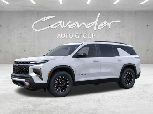 New 2026 Chevrolet Traverse Z71 w/ Driver Confidence Package AWD/4WD image 2