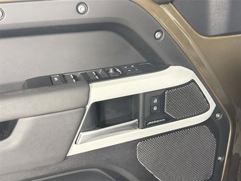 Certified 2024 Land Rover Defender 110 S AWD/4WD image 17