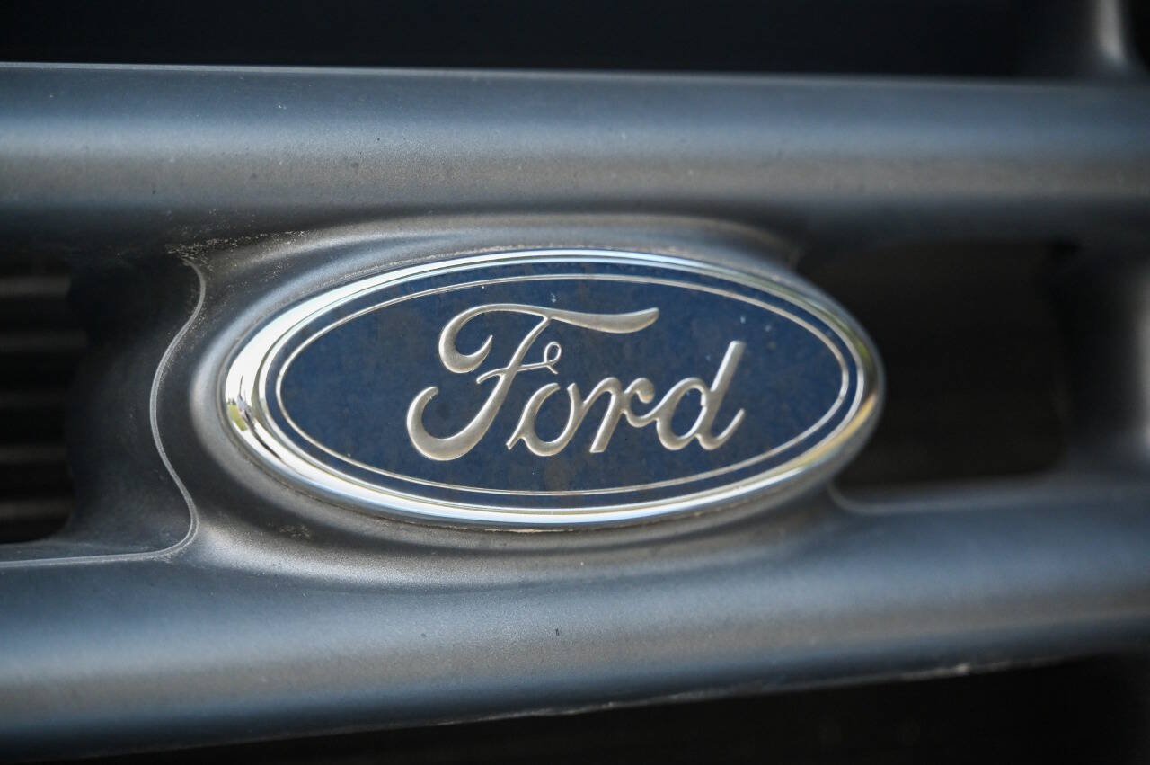 Used 2001 Ford F350 XLT AWD/4WD image 50