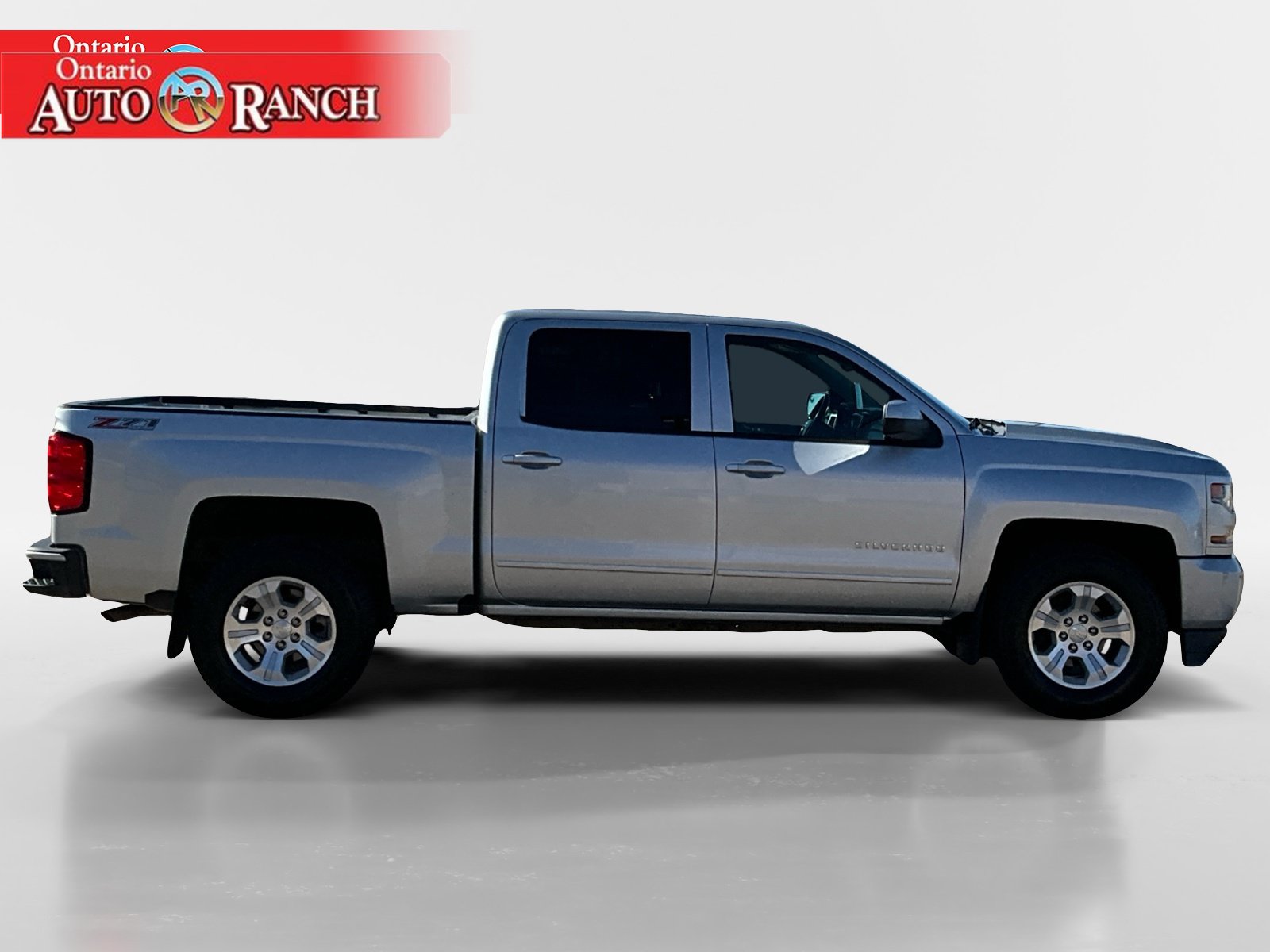 Used 2017 Chevrolet Silverado 1500 LT w/ All Star Edition AWD/4WD image 6