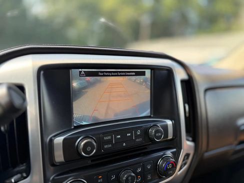 Used 2016 GMC Sierra 2500 SLT w/ Duramax Plus Package AWD/4WD image 16
