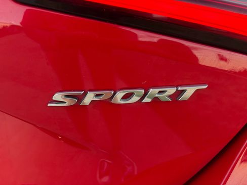 Certified 2022 Honda Civic Sport image 25
