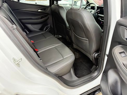 Used 2024 Buick Encore GX Sport Touring image 24