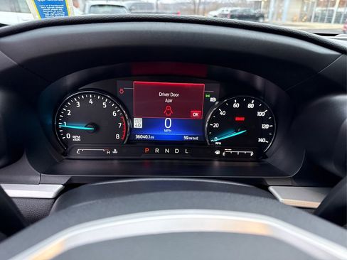 Used 2022 Ford Explorer XLT w/ Equipment Group 202A image 23