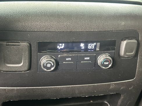 Used 2016 Chevrolet Tahoe LT RWD image 16